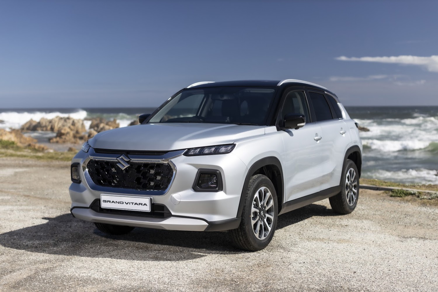 Mẫu xe Suzuki Grand Vitara Hybrid