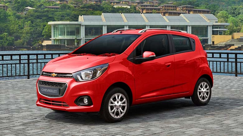 Xe Chevrolet Spark cũ màu đỏ luôn được ưa chuộng 